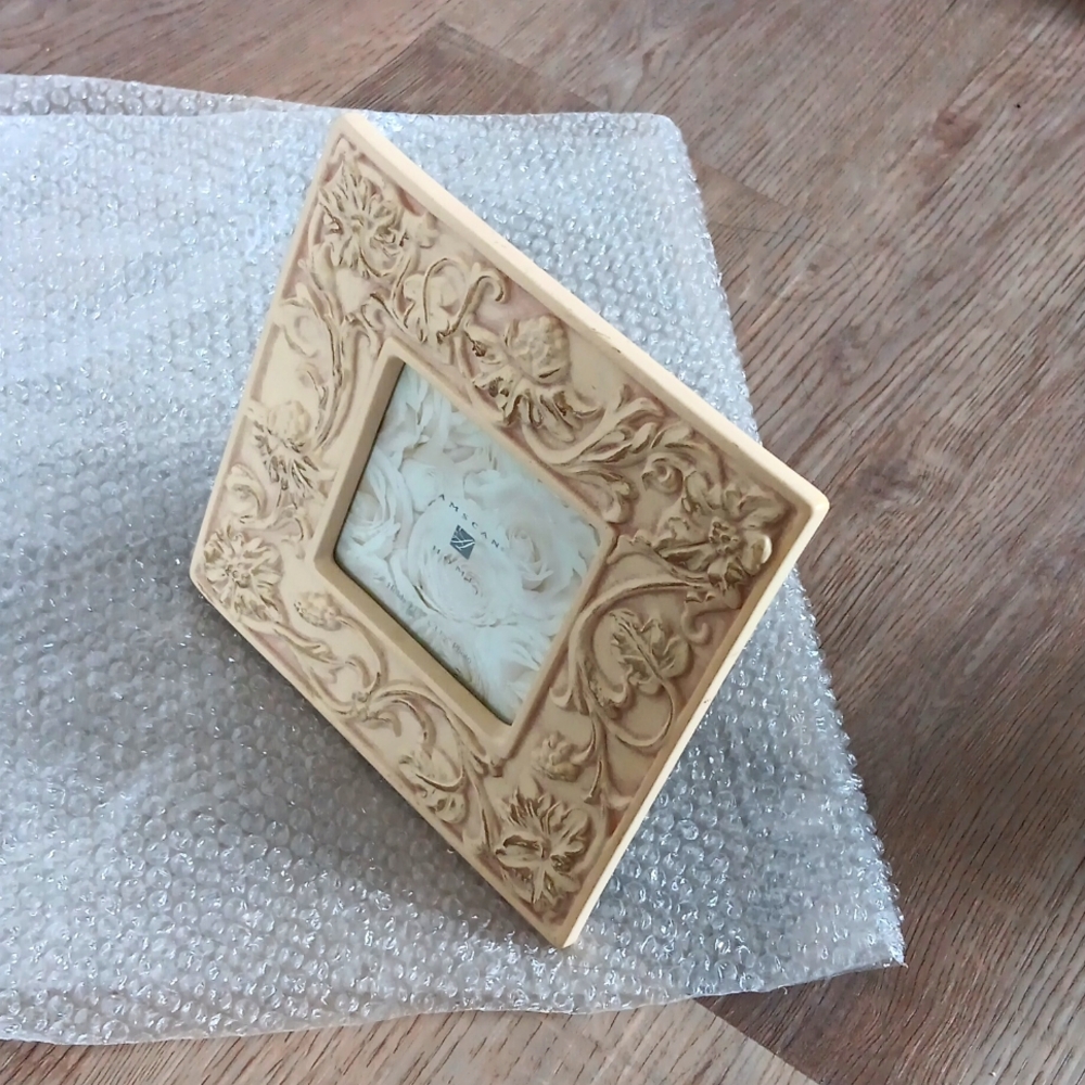 New Victorian Inspired Ornate Picture Frame